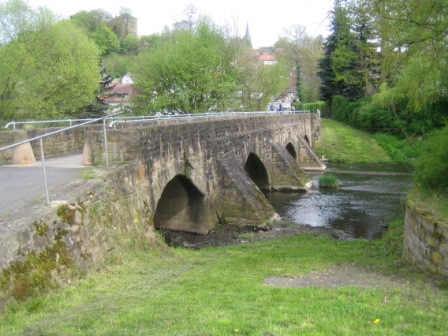Die alte Brücke in Ortenberg