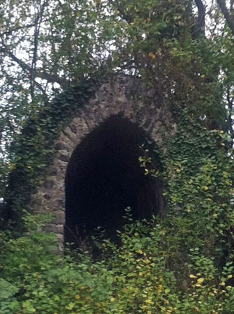 Foto des Heiligenhäuschens an der Görbelheimer Mühle